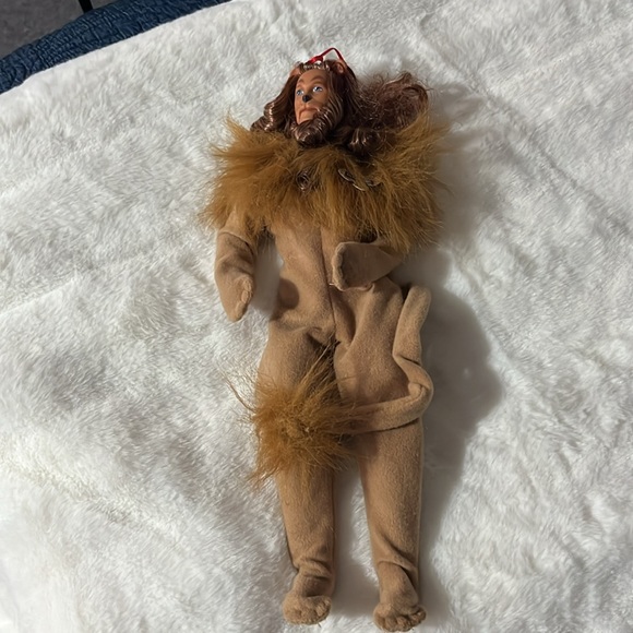 WIZARD OF OZ Barbie - Picture 2 of 4